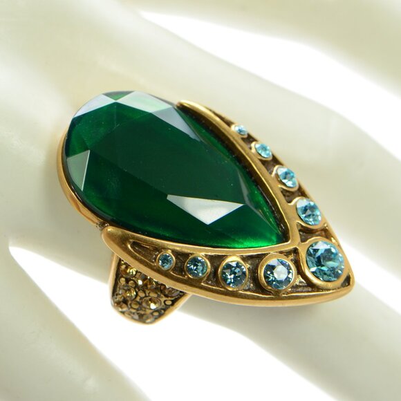 Oscar de la Renta Jewelry - Vintage Oscar de la Renta Crystal Cocktail Ring